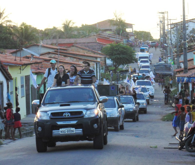 Ao lado de Anne Cleide, Josimar de Maranhãozinho participa de carreata neste domingo em Pindaré – Mirim
