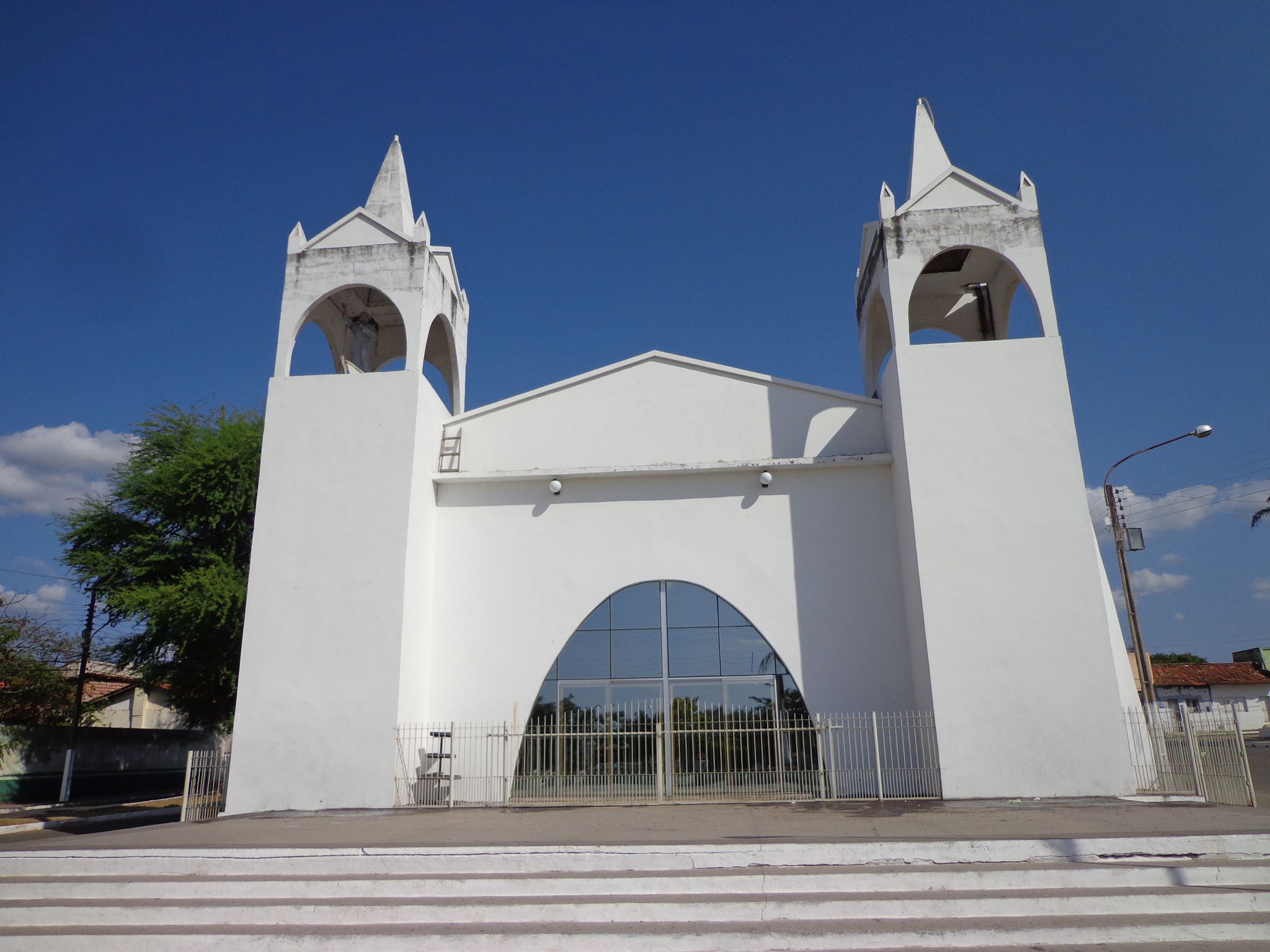 Igreja da matriz de São Pedro Apóstolo recebe climatização