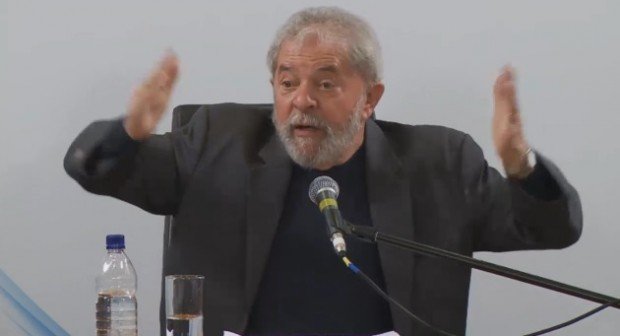 Lula é condenado a 9 anos e 6 meses de prisão por moro no caso do triplex