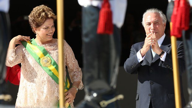 PMDB oficializa rompimento com governo Dilma