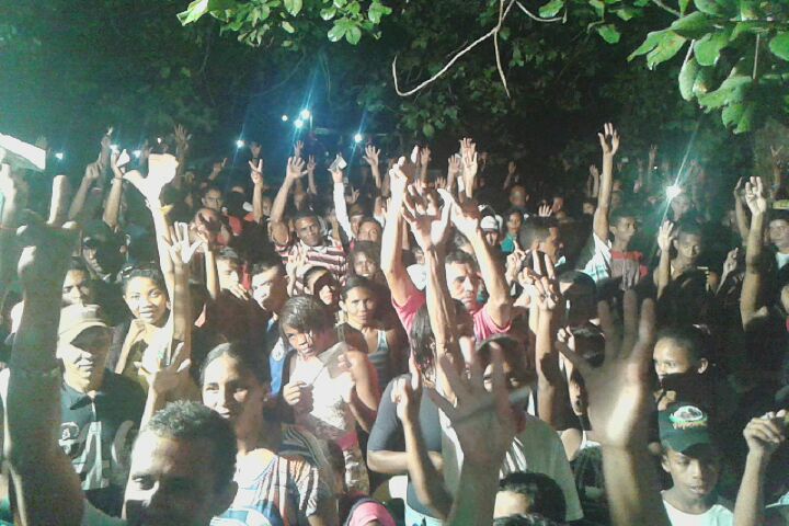 Em Monção, milhares de pessoas participam de vaquejada no Parque Tereza Muniz