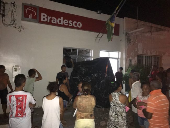 Bandidos explodem mais uma agência bancária no Maranhão