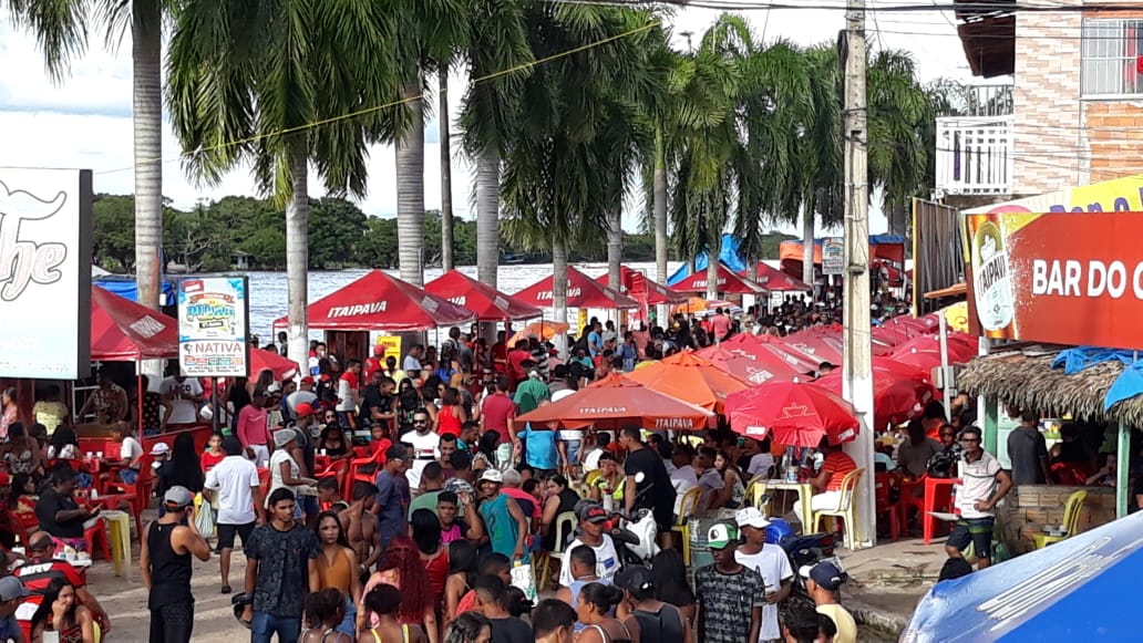 Milhares de pessoas participam da 12ª edição do Festival da Piaba em Pindaré Mirim