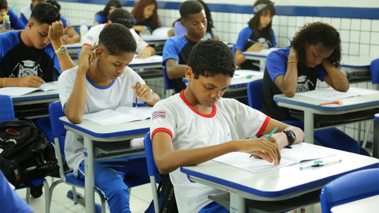 Mais de 80 mil alunos fazem a 1ª prova do Sistema Estadual de Avaliação do Maranhão