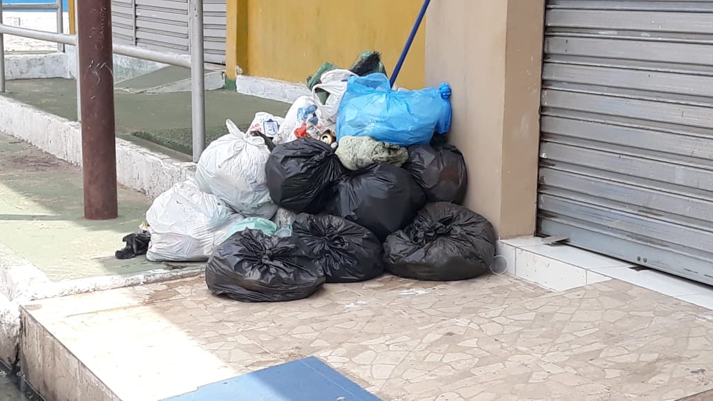 Moradores reclamam da falta de coleta de lixo em Pindaré Mirim