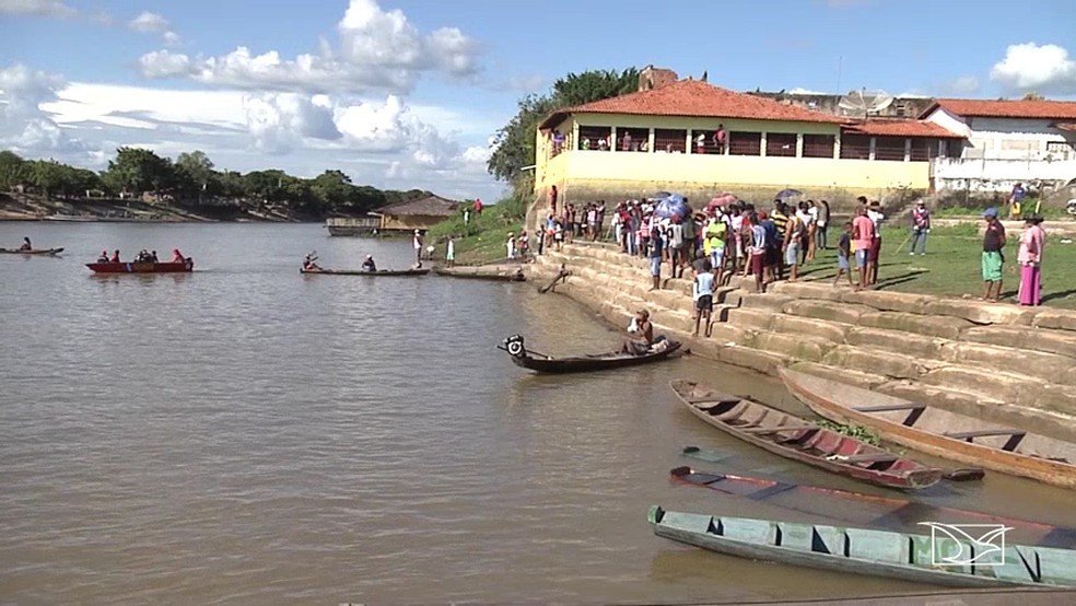 Homem morre após quebrar o pescoço durante mergulho no Rio Pindaré
