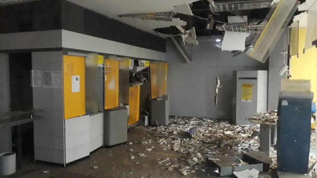 Bandidos explodem caixa eletrônico do Banco do Brasil em Pindaré Mirim
