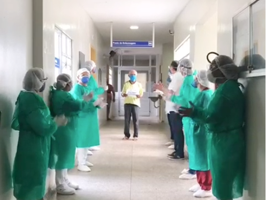 Vídeo: Mais um pindareense recebe alta hospitalar após se recuperar da covid-19